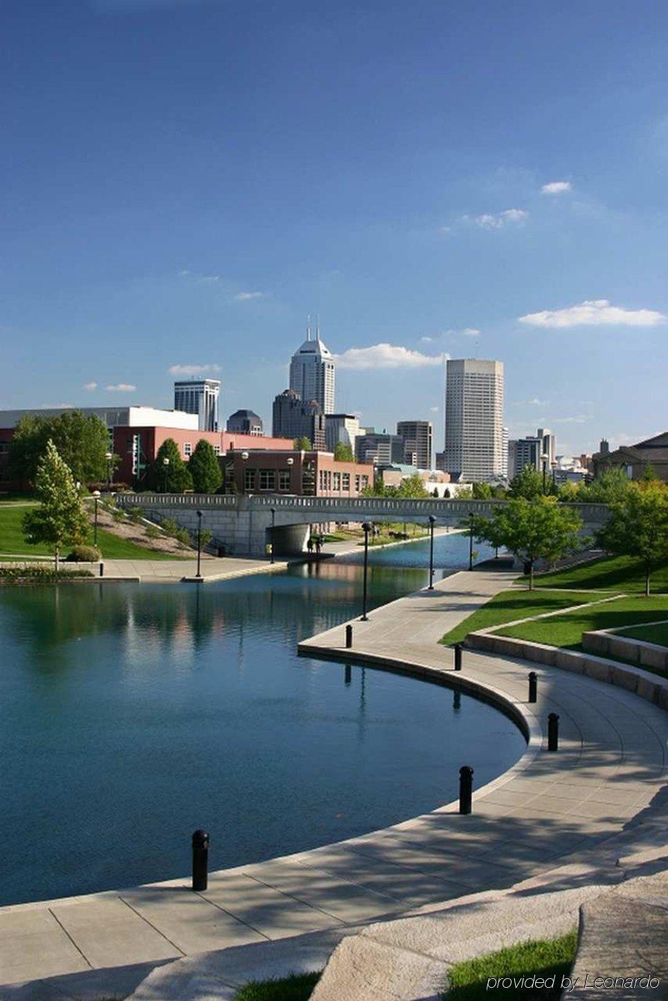 Hotel Homewood By Hilton Downtown Indianapolis